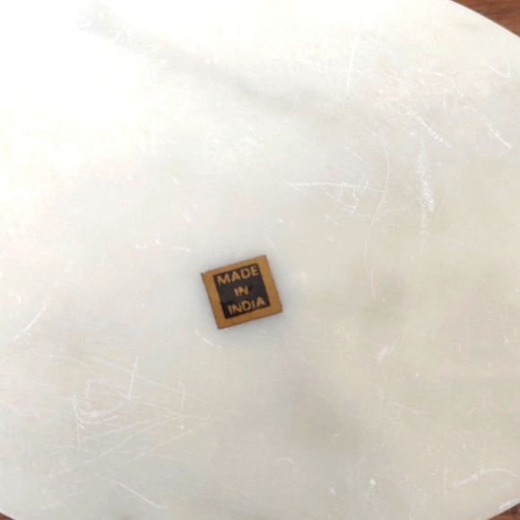 Oval Floral Soapstone Trinket Box Made in India - Picture 6 of 7